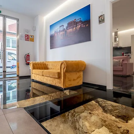 Cmdreams Gold- Apartamentos Turisticos Con Ruinas Romanas En El Centro De Mérida Exterior photo